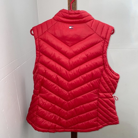 Tommy Hilfiger lightweight sleeveless puffy jacket /Women Size XL/ Red - Picture 2 of 6
